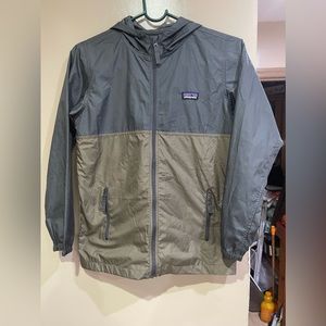 Patagonia windbreaker